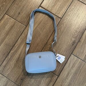 New with tags lululemon crossbody purse